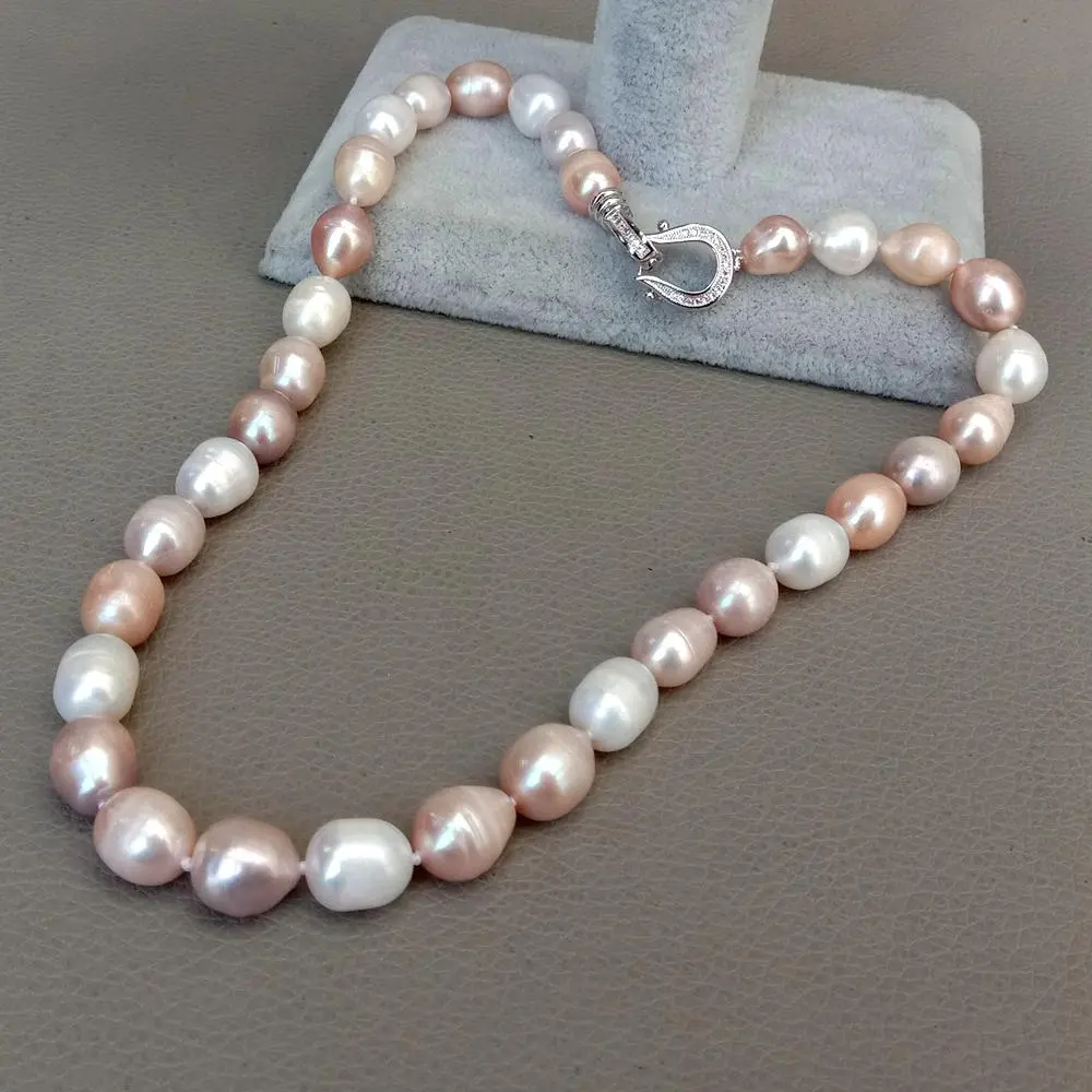 Necklace with Colorful Beads 