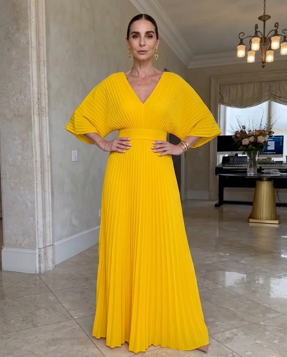 Rynavelle - Women's Elegant Pleated V-Neck Flowy Maxi Dress