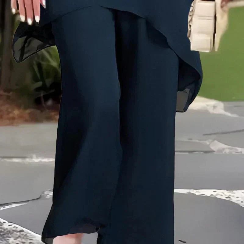 Eryndra - Elegant Women's Suit with Draped Palazzo Pants 